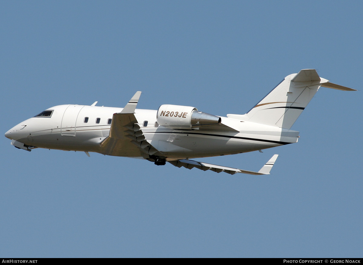 Aircraft Photo of N203JE | Canadair Challenger 601-3A (CL-600-2B16) | AirHistory.net #39556