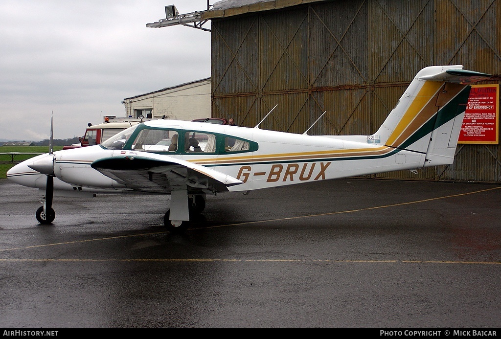 Aircraft Photo of G-BRUX | Piper PA-44-180 Seminole | AirHistory.net #39824