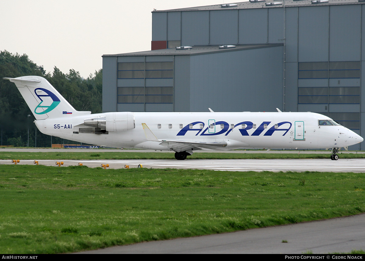 Aircraft Photo of S5-AAI | Bombardier CRJ-200LR (CL-600-2B19) | Adria Airways | AirHistory.net #39873
