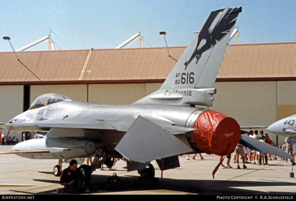 Aircraft Photo of 80-0616 / AF80-616 | General Dynamics F-16A Fighting Falcon | USA - Air Force | AirHistory.net #39908