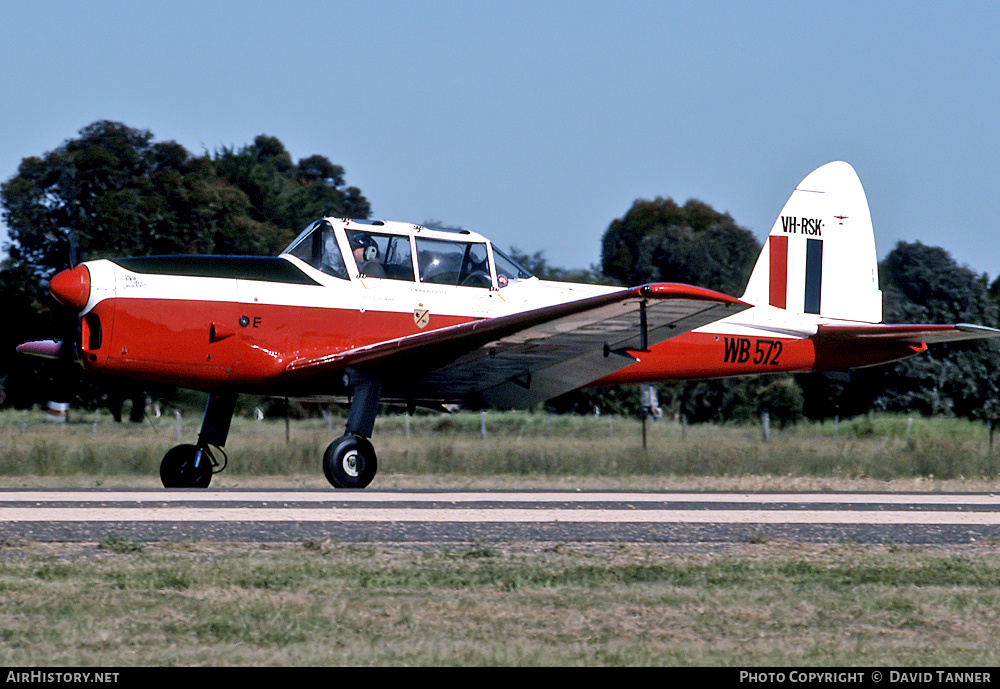 Aircraft Photo of VH-RSK / WB572 | De Havilland DHC-1 Chipmunk Mk22 | UK - Air Force | AirHistory.net #40097