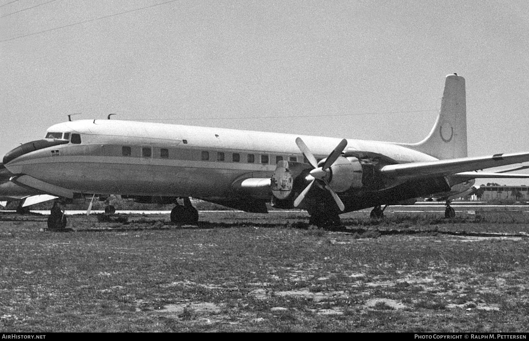 Aircraft Photo of N74900 | Douglas DC-7C | AirHistory.net #40117
