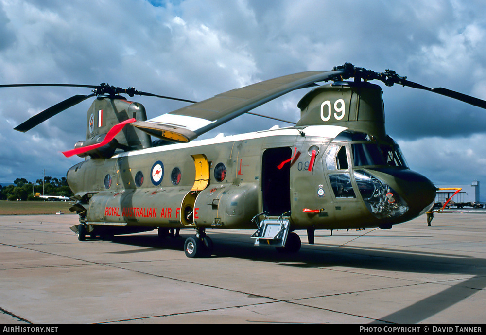 Aircraft Photo of A15-009 | Boeing Vertol CH-47C Chinook | Australia - Air Force | AirHistory.net #40359