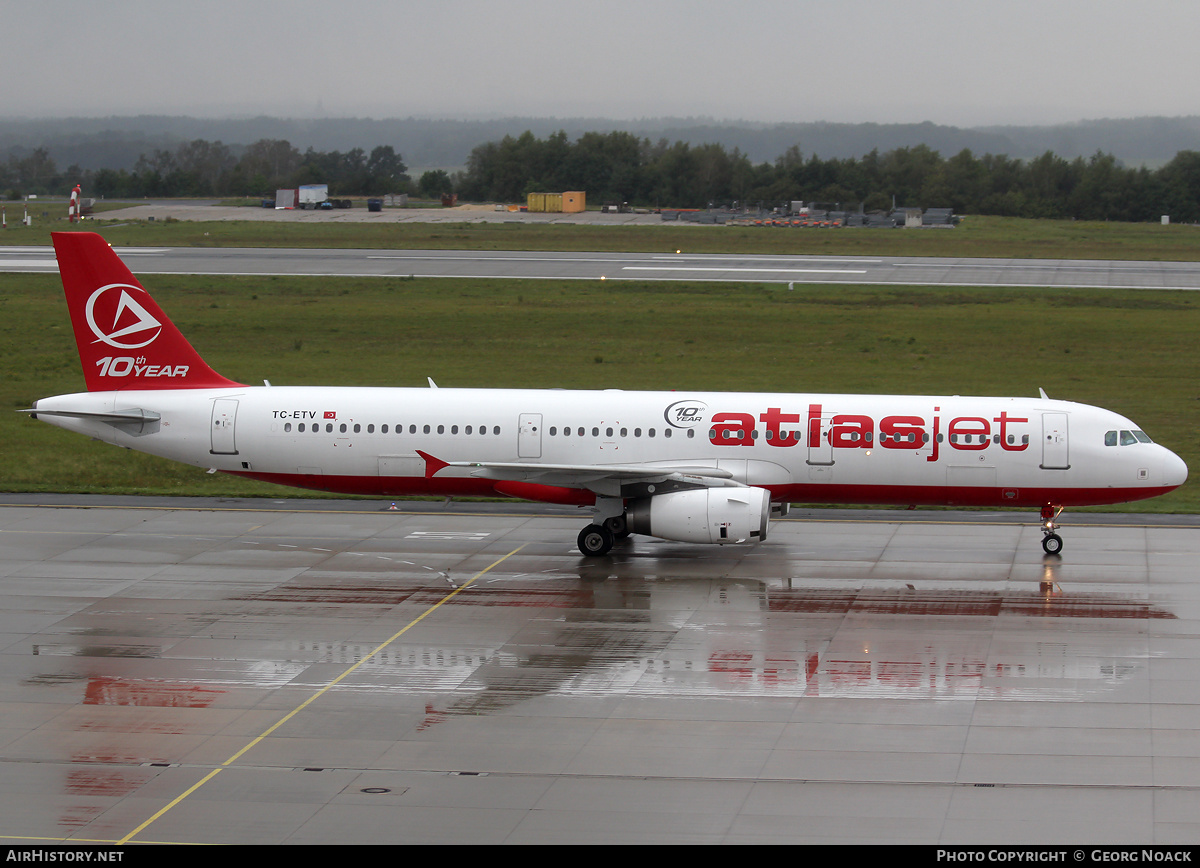 Aircraft Photo of TC-ETV | Airbus A321-231 | Atlasjet Airlines | AirHistory.net #40396