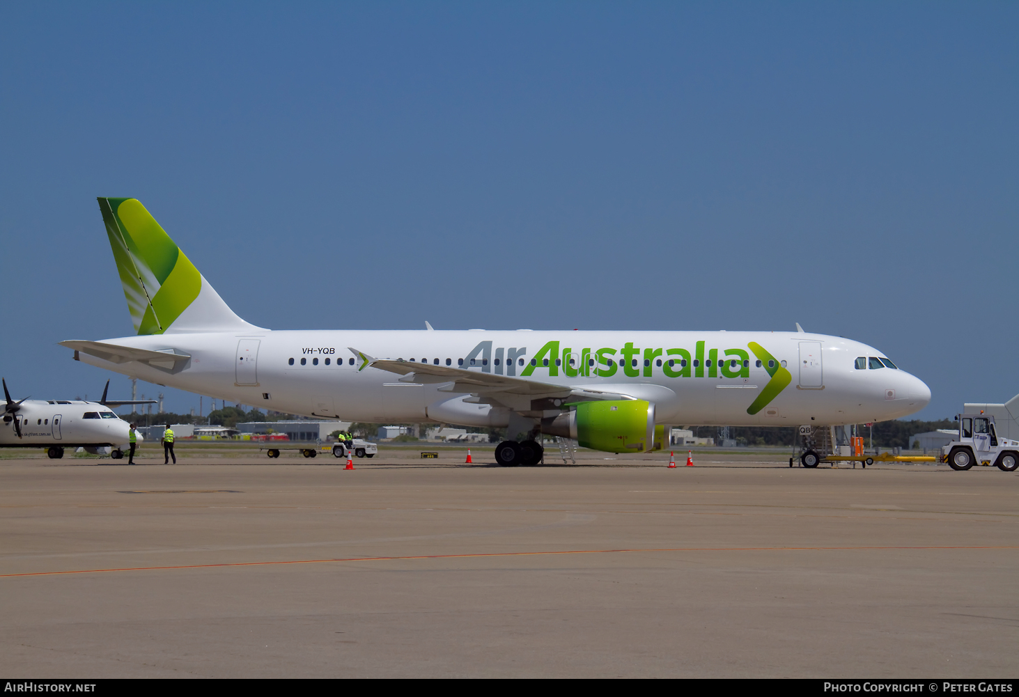 Aircraft Photo of VH-YQB | Airbus A320-212 | Air Australia | AirHistory.net #40591