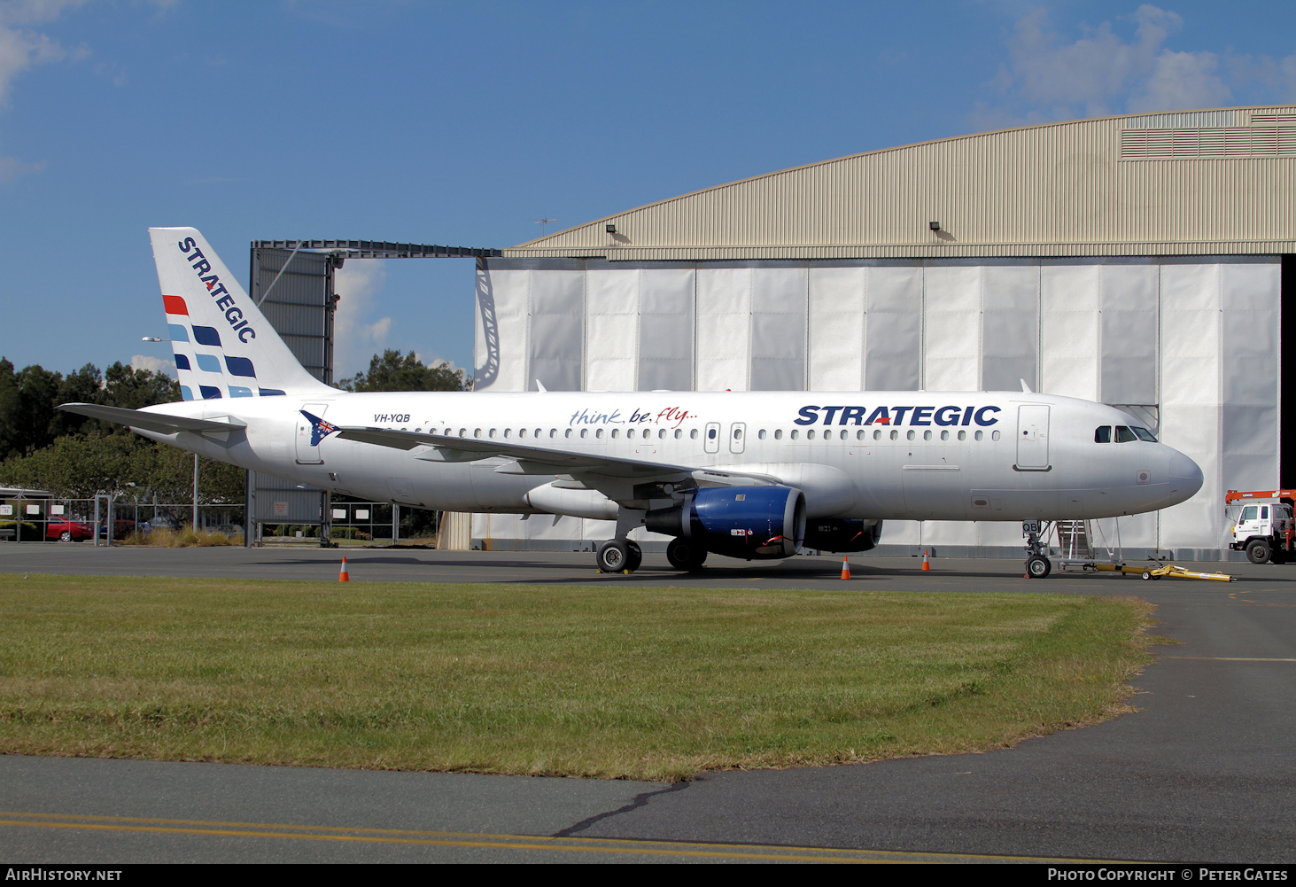 Aircraft Photo of VH-YQB | Airbus A320-212 | Strategic Airlines | AirHistory.net #40607