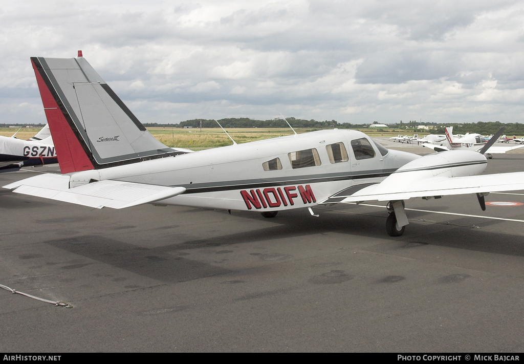 Aircraft Photo of N101FM | Piper PA-34-220T Seneca III | AirHistory.net #40889