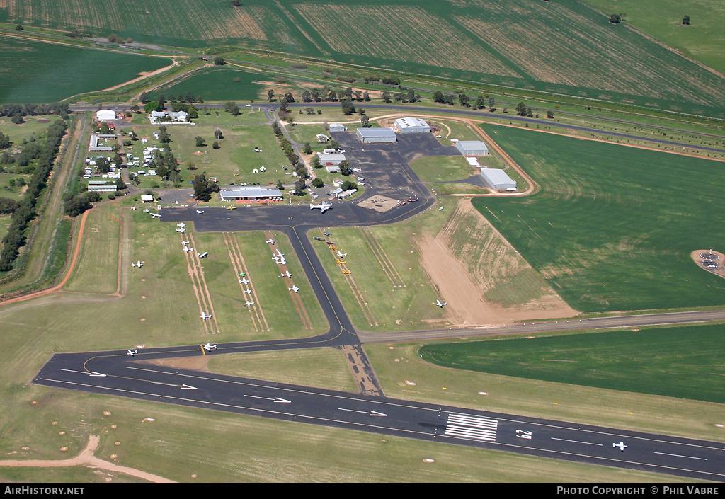 Airport photo of Narromine (YNRM) in New South Wales, Australia | AirHistory.net #40919