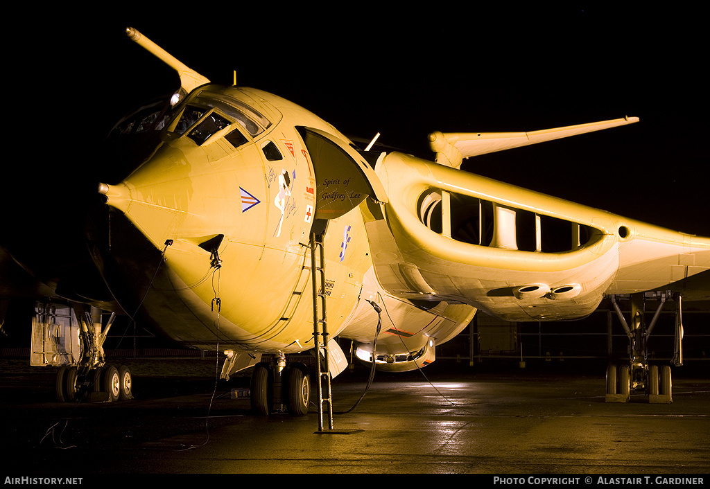 Aircraft Photo of XL231 | Handley Page HP-80 Victor K2 | UK - Air Force | AirHistory.net #41051