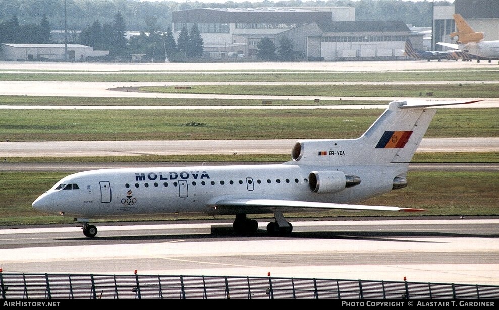 Aircraft Photo of ER-YCA | Yakovlev Yak-42D | Moldova | AirHistory.net #41090