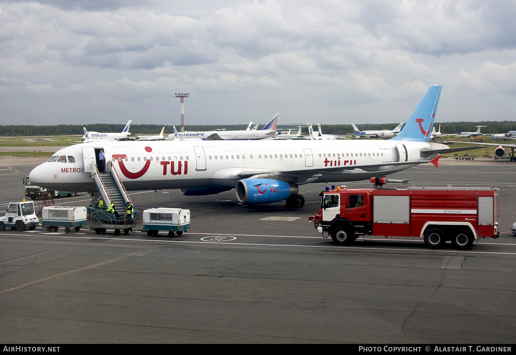 Aircraft Photo of EI-ETJ | Airbus A321-231 | TUI | AirHistory.net #41132