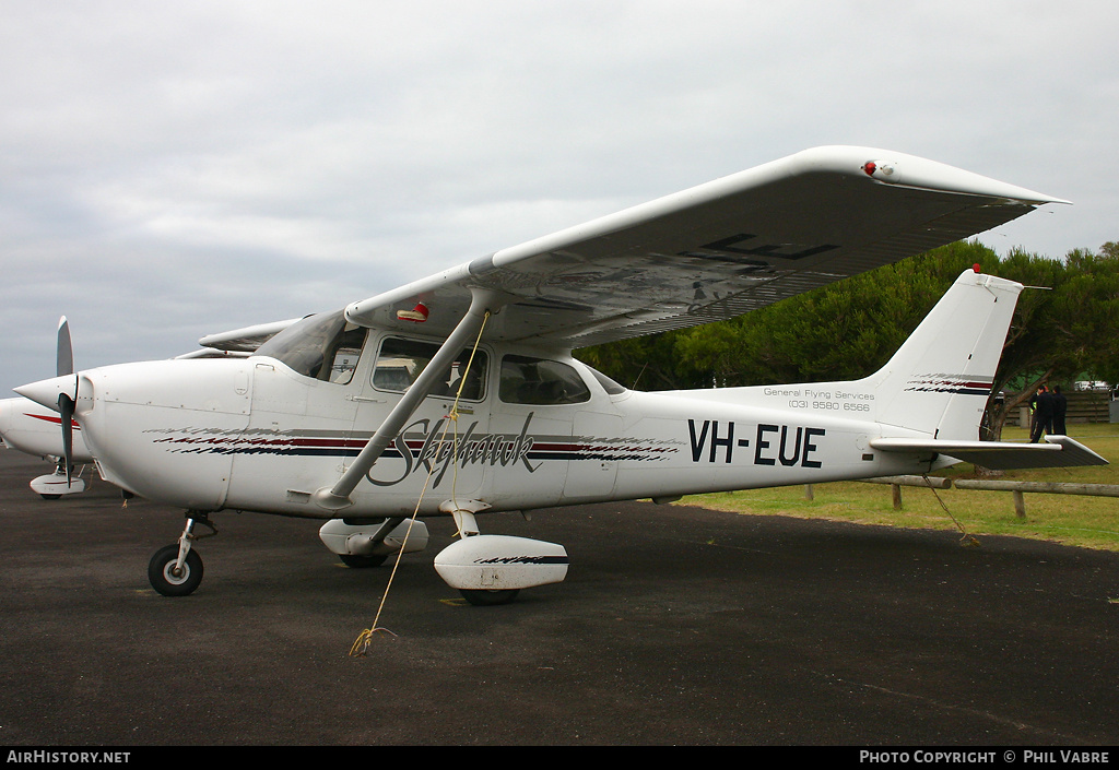 Aircraft Photo of VH-EUE | Cessna 172R Skyhawk | General Flying Services | AirHistory.net #41362