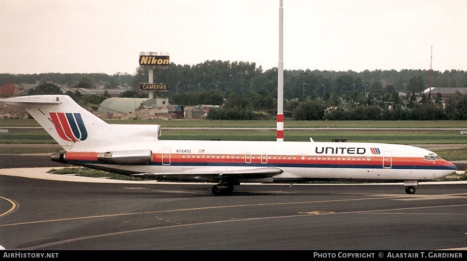 Aircraft Photo of N7645U | Boeing 727-222 | United Airlines | AirHistory.net #41496