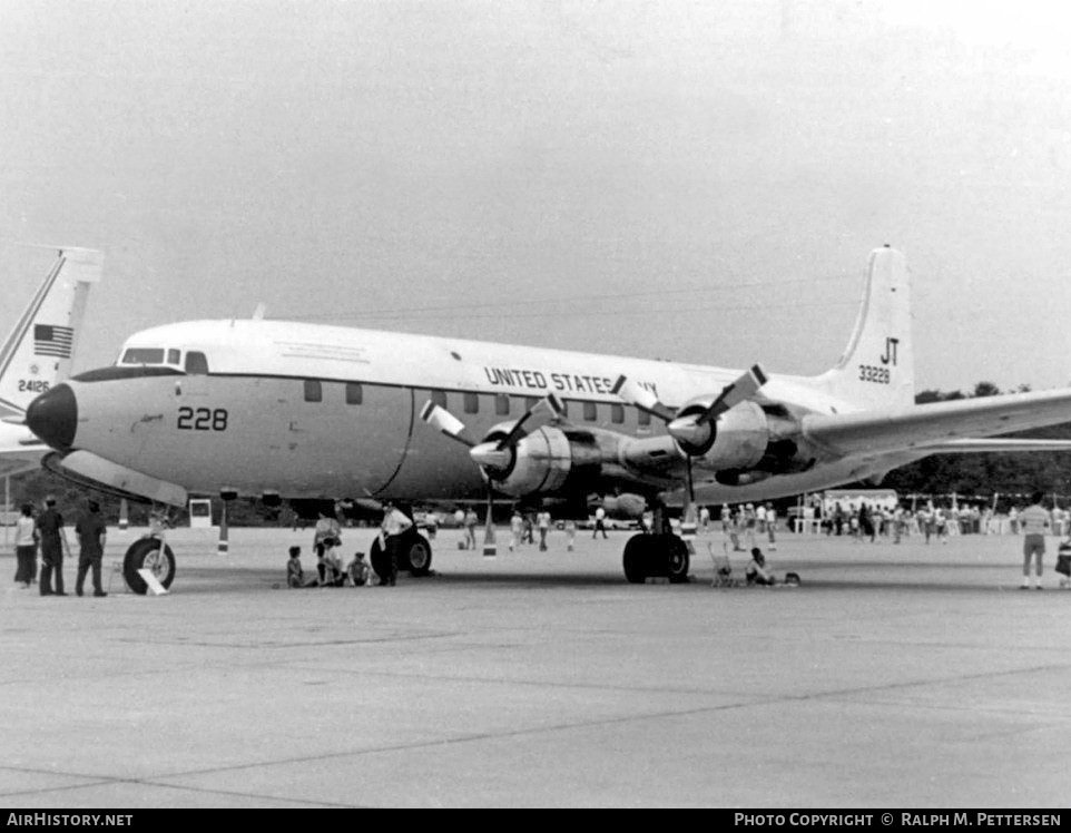 Aircraft Photo of 33228 | Douglas C-118A Liftmaster (DC-6A) | USA - Navy | AirHistory.net #41500