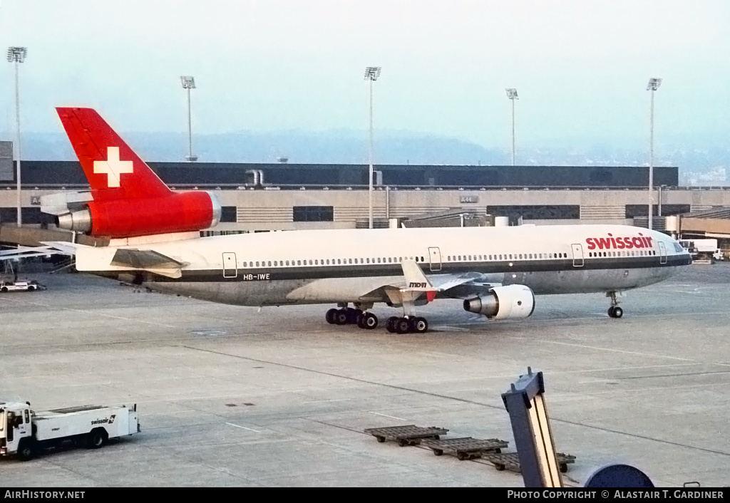 Aircraft Photo of HB-IWE | McDonnell Douglas MD-11 | Swissair | AirHistory.net #41619