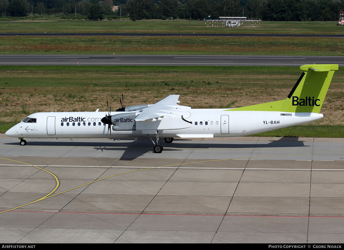 Aircraft Photo of YL-BAH | Bombardier DHC-8-402 Dash 8 | AirBaltic | AirHistory.net #41819