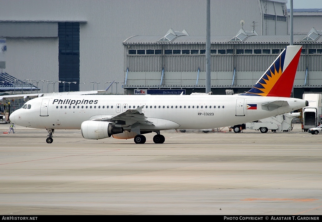 Aircraft Photo of RP-C3223 | Airbus A320-214 | Philippine Airlines | AirHistory.net #41960