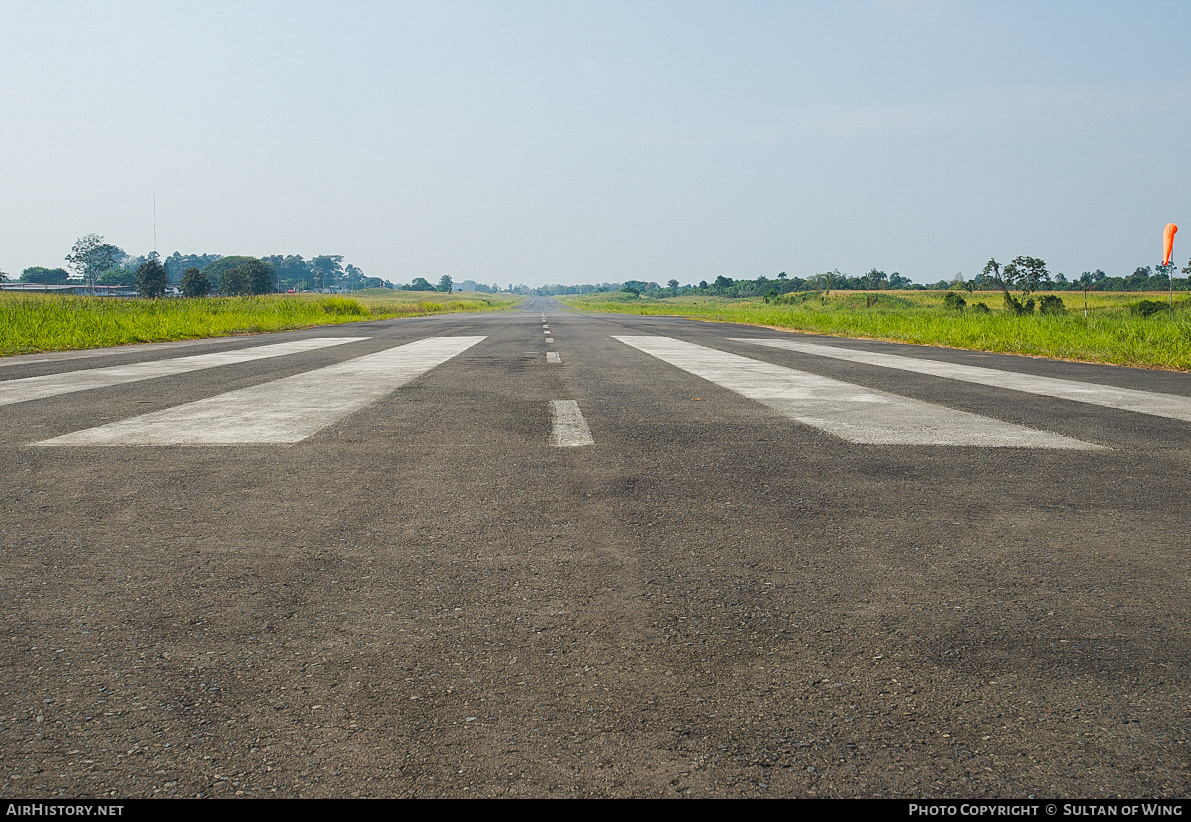 Airport photo of Quevedo - Rio Cenepa (SEQE) in Ecuador | AirHistory.net #41986