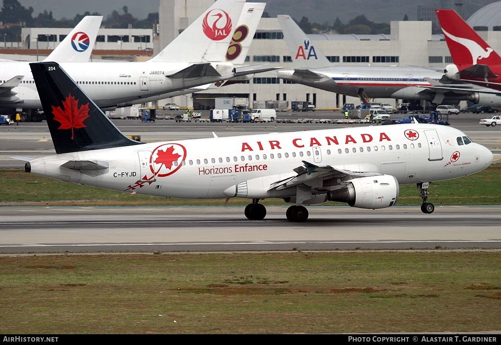 Aircraft Photo of C-FYJD | Airbus A319-114 | Air Canada | AirHistory.net #41997