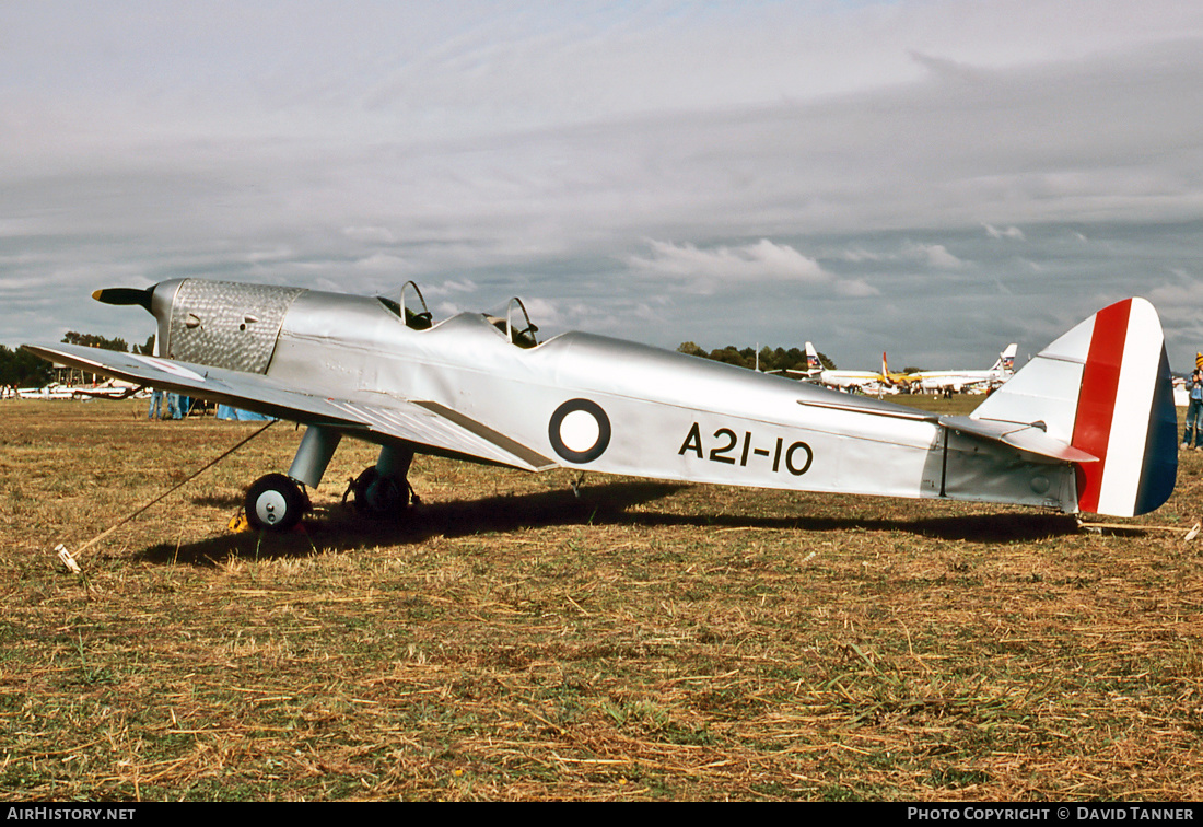 Aircraft Photo of VH-AIB / A21-10 | De Havilland D.H. 94 Moth Minor | Australia - Air Force | AirHistory.net #42144