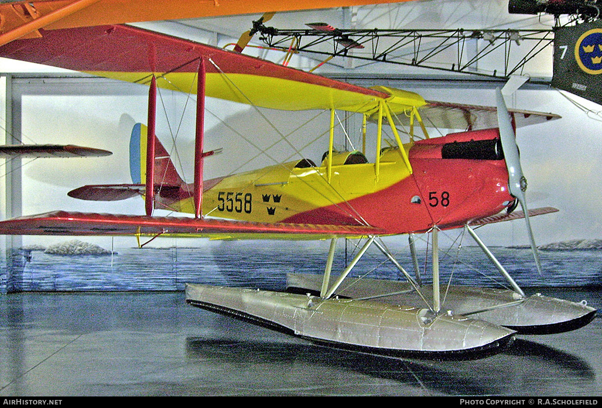 Aircraft Photo of FV558 / 5558 | De Havilland D.H. 60T Moth Trainer | Sweden - Air Force | AirHistory.net #42251