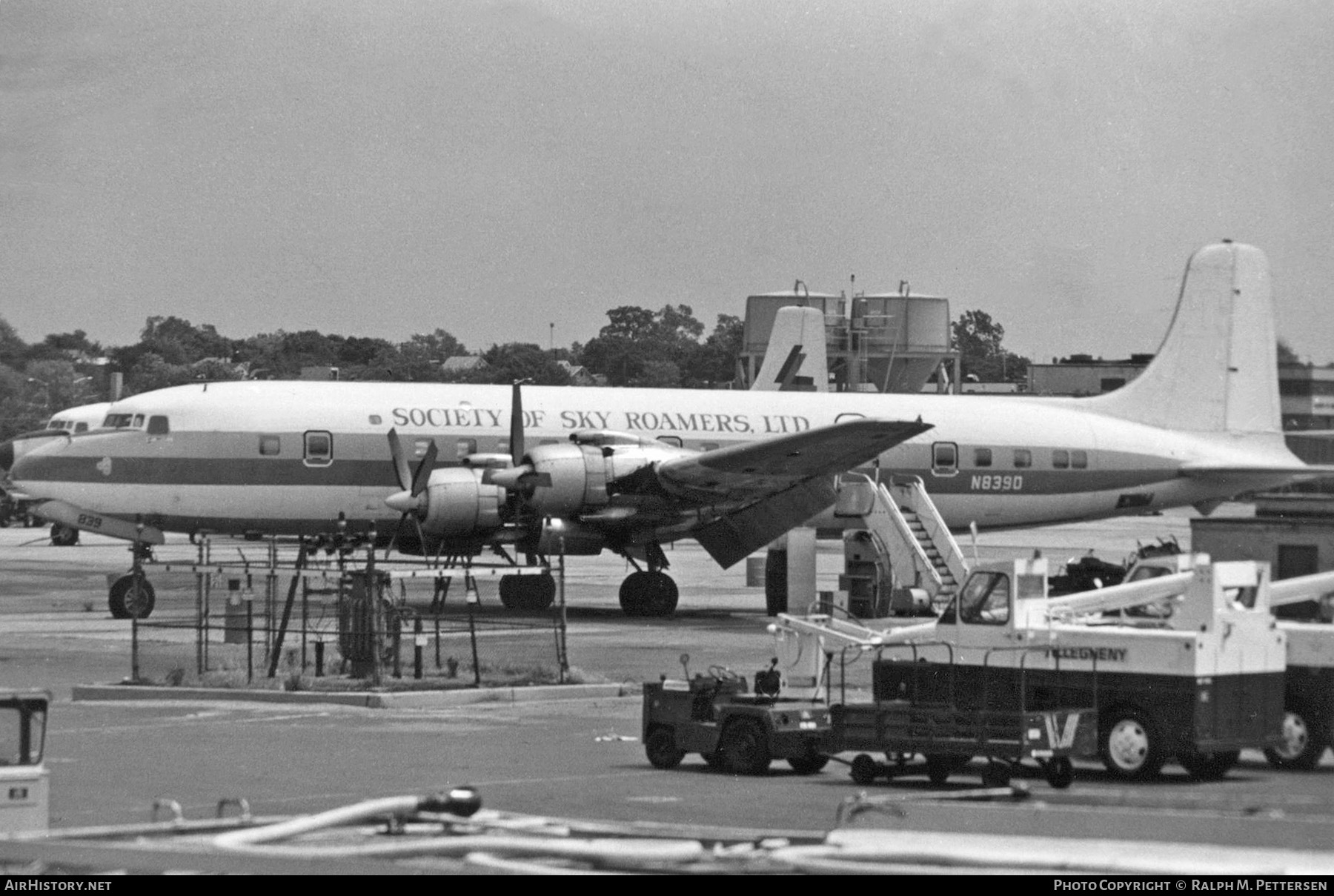 Aircraft Photo of N839D | Douglas DC-7B | Sky Roamers Travel Club | AirHistory.net #42315