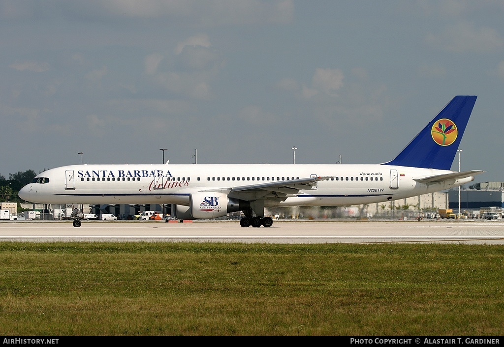 Aircraft Photo of N720TW | Boeing 757-231 | Santa Bárbara Airlines | AirHistory.net #42319