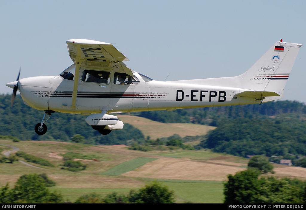 Aircraft Photo of D-EFPB | Cessna 172R Skyhawk | Kölner Klub für Luftsport - KKFL | AirHistory.net #42379