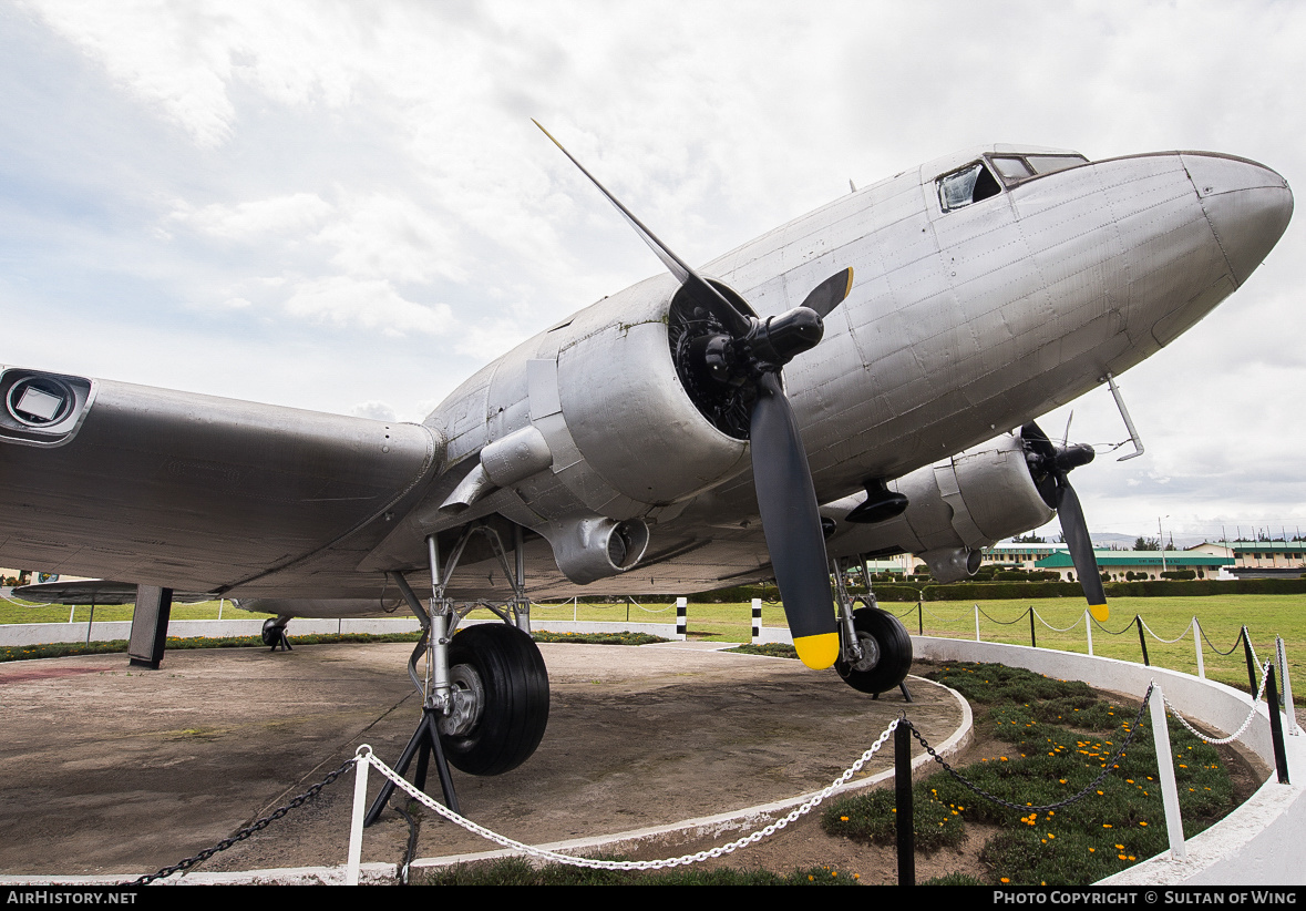 Aircraft Photo of FAE-4341 | Douglas DC-3(C) | Ecuador - Air Force | AirHistory.net #42392