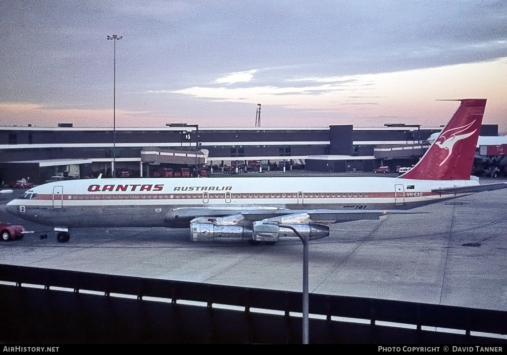 Aircraft Photo of VH-EAD | Boeing 707-338C | Qantas | AirHistory.net #42644