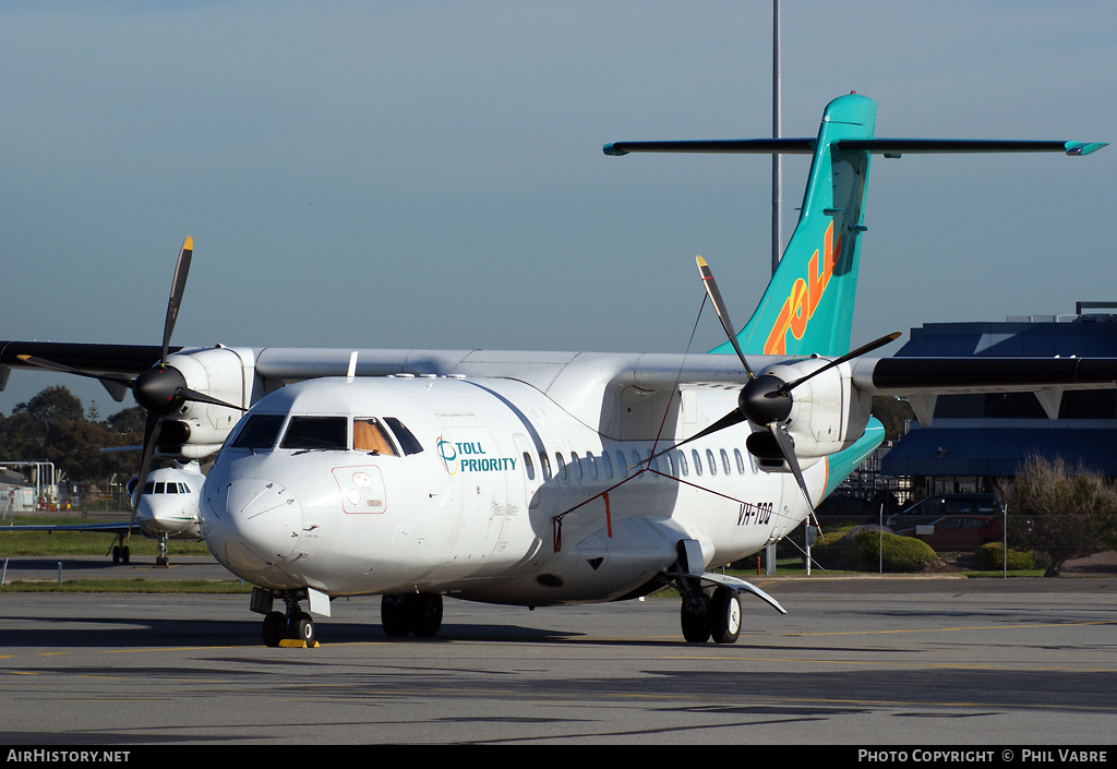 Aircraft Photo of VH-TOQ | ATR ATR-42-300/F | Toll Priority | AirHistory.net #42815