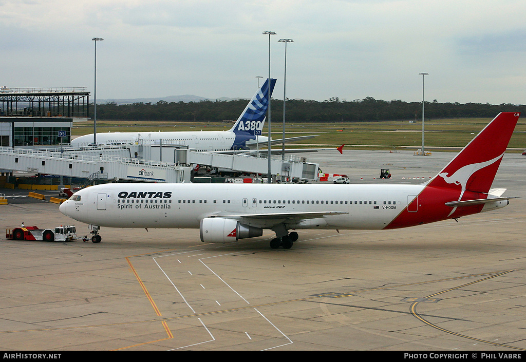 Aircraft Photo of VH-OGM | Boeing 767-338/ER | Qantas | AirHistory.net #42900