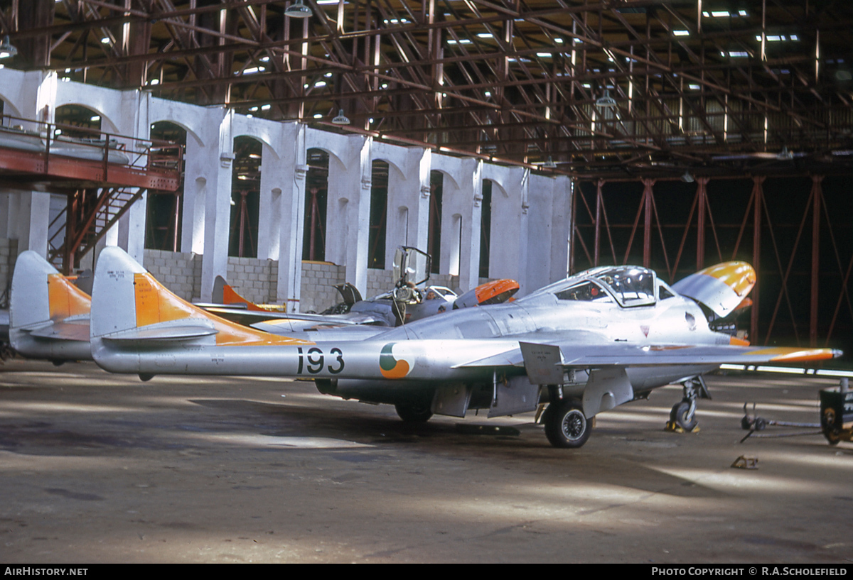 Aircraft Photo of 193 | De Havilland D.H. 115 Vampire T55 | Ireland - Air Force | AirHistory.net #43005