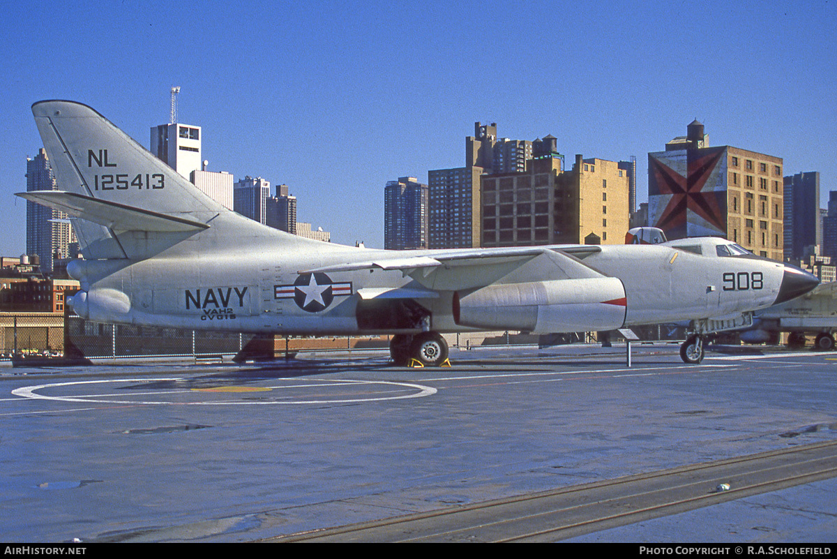 Aircraft Photo of 125413 | Douglas XA3D-1 Skywarrior | USA - Navy | AirHistory.net #43042