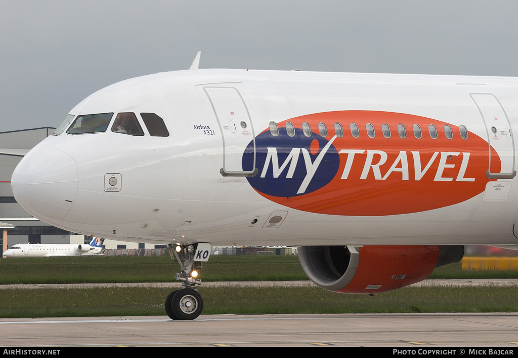Aircraft Photo of G-NIKO | Airbus A321-211 | MyTravel Airways | AirHistory.net #43051