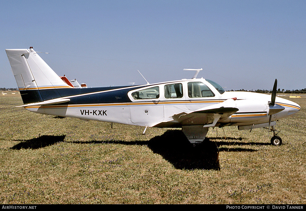 Aircraft Photo of VH-KXK | Beech C55 Baron (95-C55) | AirHistory.net #43080