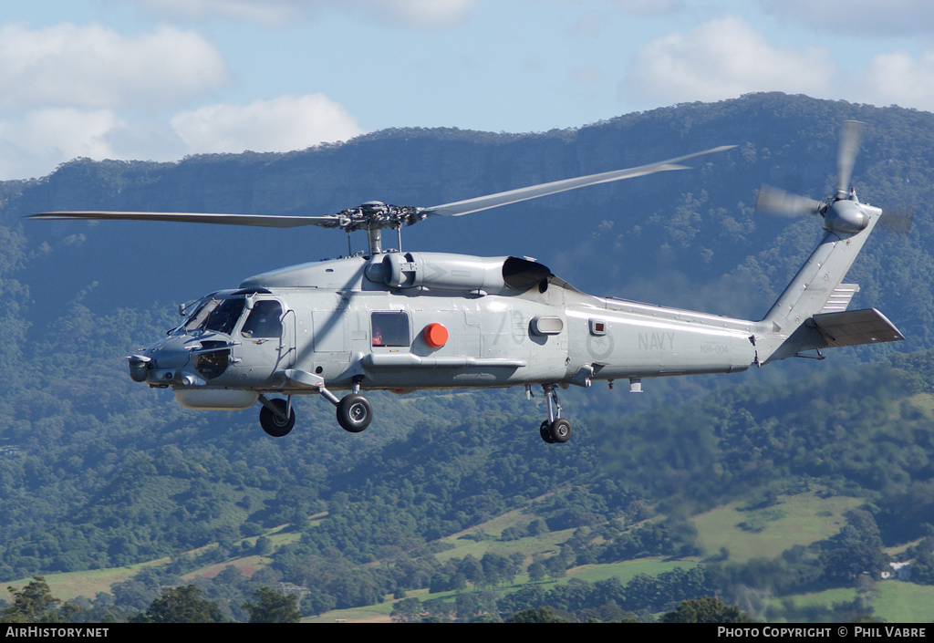 Aircraft Photo of N24-004 | Sikorsky S-70B-2 Seahawk | Australia - Navy | AirHistory.net #43097