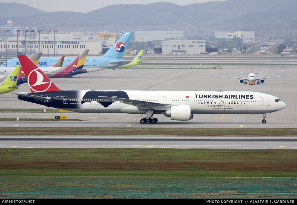 Aircraft Photo of TC-JJN | Boeing 777-3F2/ER | Turkish Airlines | AirHistory.net #43207