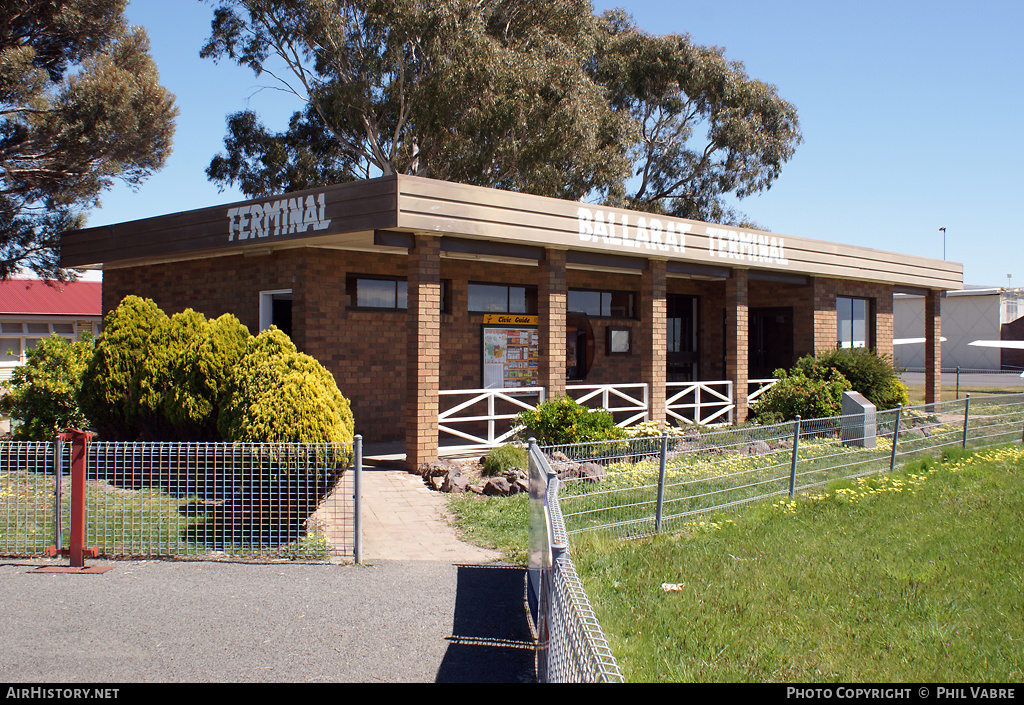 Airport photo of Ballarat (YBLT) in Victoria, Australia | AirHistory.net #43226