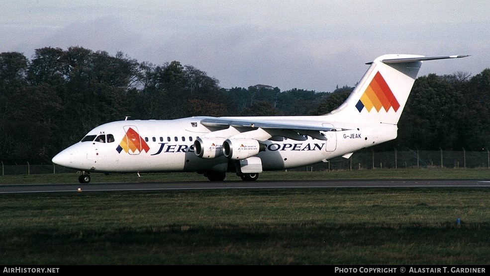 Aircraft Photo of G-JEAK | British Aerospace BAe-146-200 | Jersey European Airways | AirHistory.net #43325