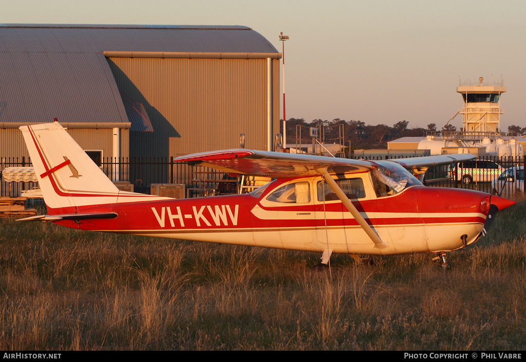 Aircraft Photo of VH-KWV | Cessna 172H Skyhawk | AirHistory.net #43345