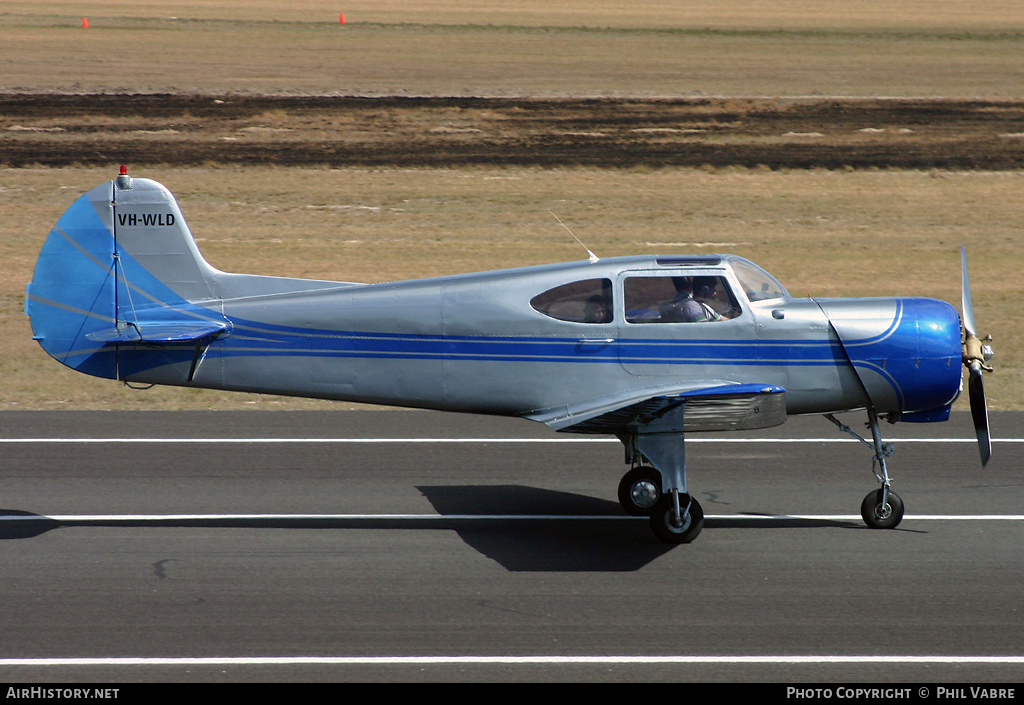 Aircraft Photo of VH-WLD | Yakovlev Yak-18T | AirHistory.net #43425