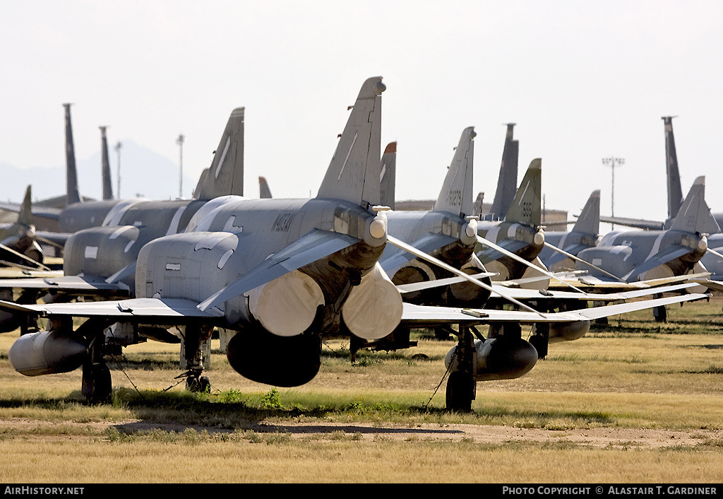 Aircraft Photo of N403AV | McDonnell F-4D Phantom II | AirHistory.net #43500