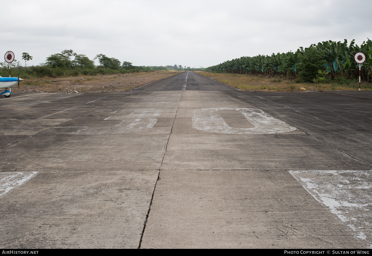 Airport photo of Samuel Quimi (SESQ) in Ecuador | AirHistory.net #43542