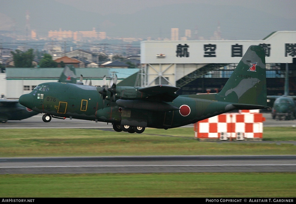 Aircraft Photo of 75-1076 | Lockheed C-130H Hercules | Japan - Air Force | AirHistory.net #43613