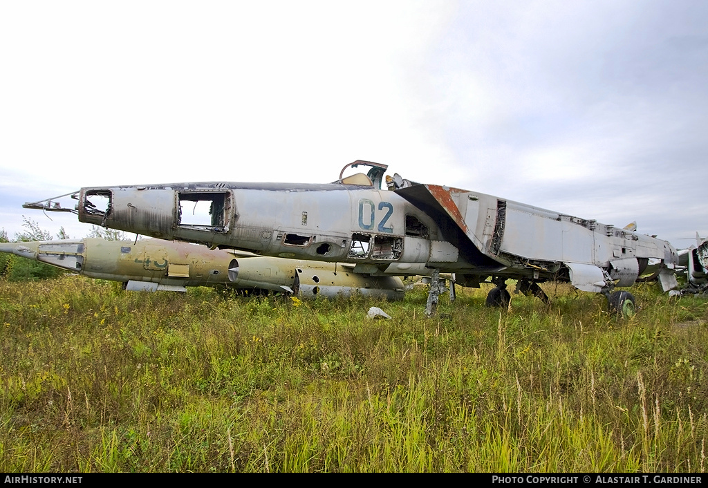 Aircraft Photo of 02 blue | Mikoyan-Gurevich MiG-25RB | Russia - Air Force | AirHistory.net #43821