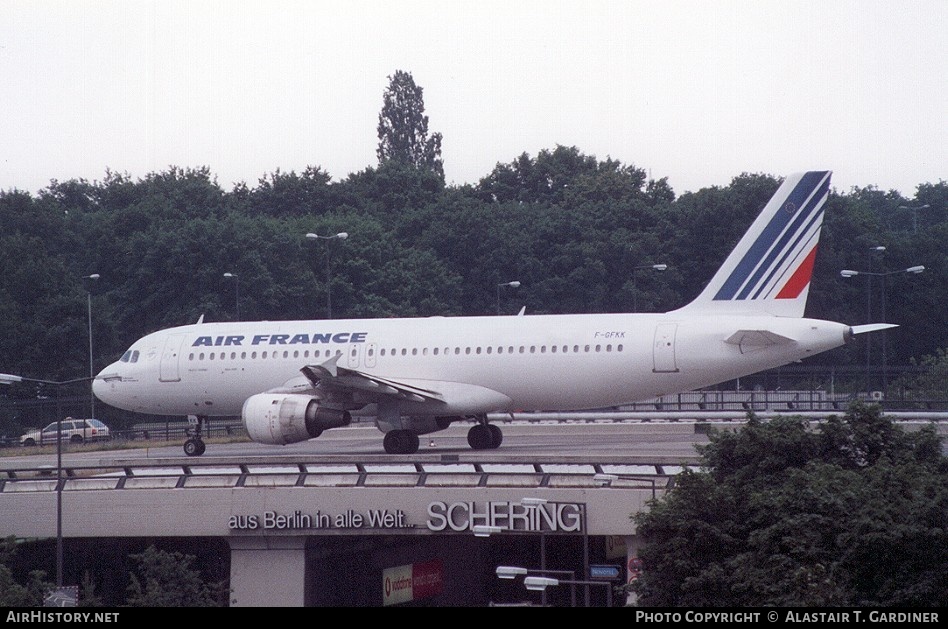Aircraft Photo of F-GFKK | Airbus A320-211 | Air France | AirHistory.net #44073