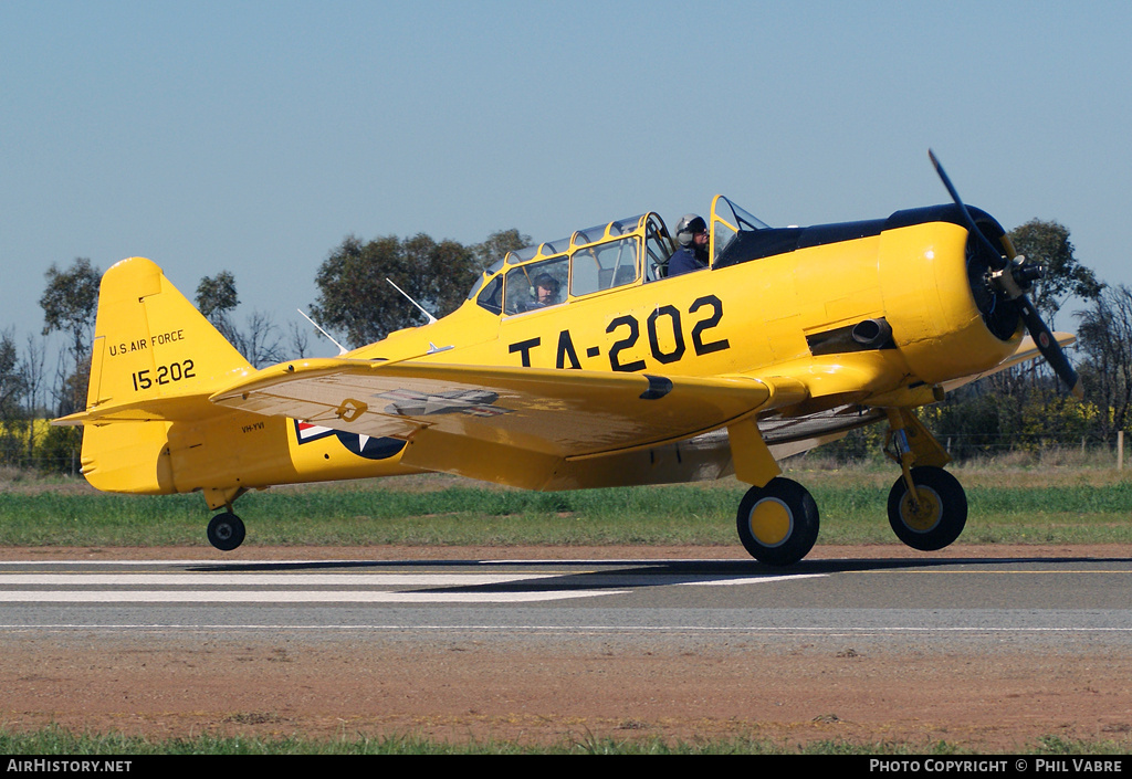 Aircraft Photo of VH-YVI / 51-15202 | North American T-6G Texan | USA - Air Force | AirHistory.net #44191