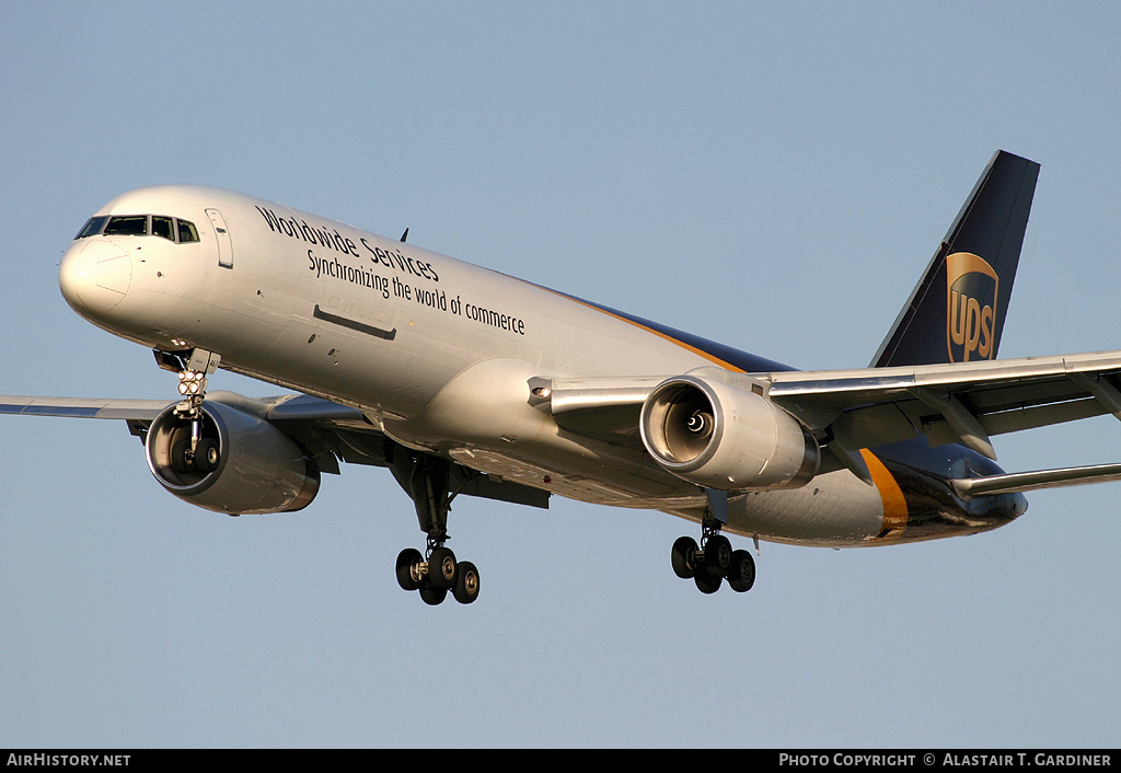 Aircraft Photo of N467UP | Boeing 757-24APF | United Parcel Service - UPS | AirHistory.net #44291