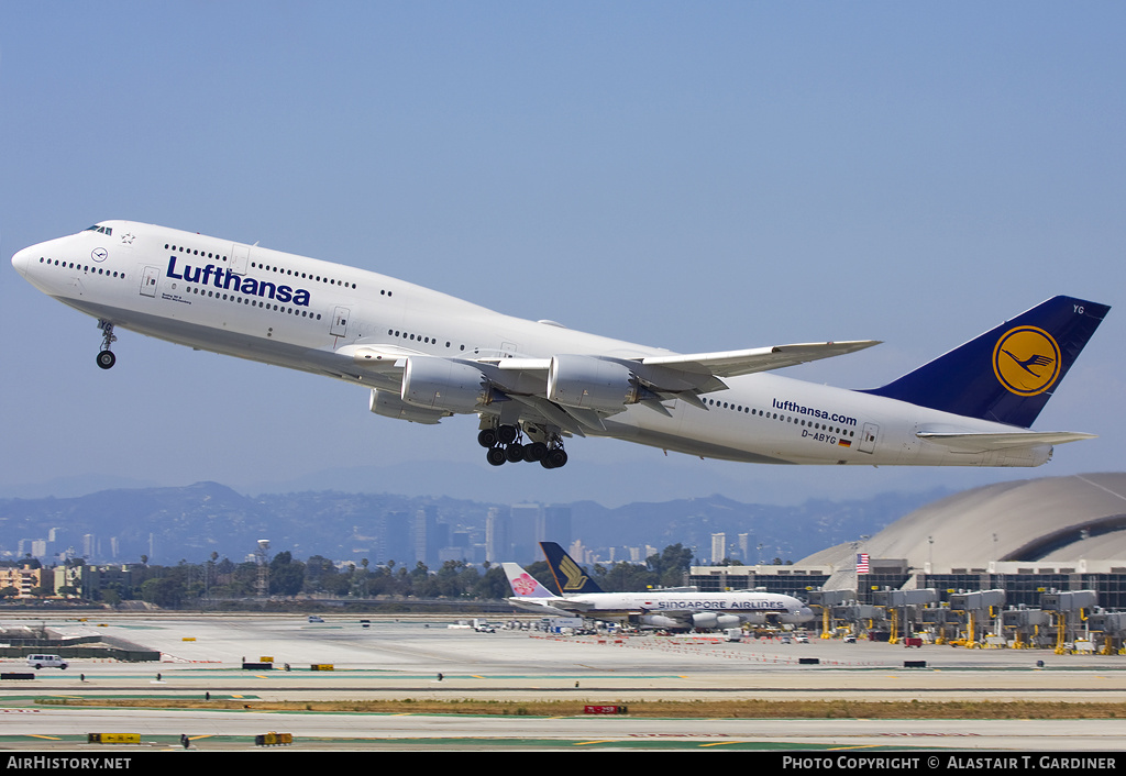 Aircraft Photo of D-ABYG | Boeing 747-830 | Lufthansa | AirHistory.net #44297